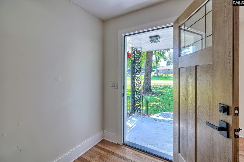 Property image 4 of 900 Michaelmas Aka M Avenue in The Avenues, Cayce, SC 29033