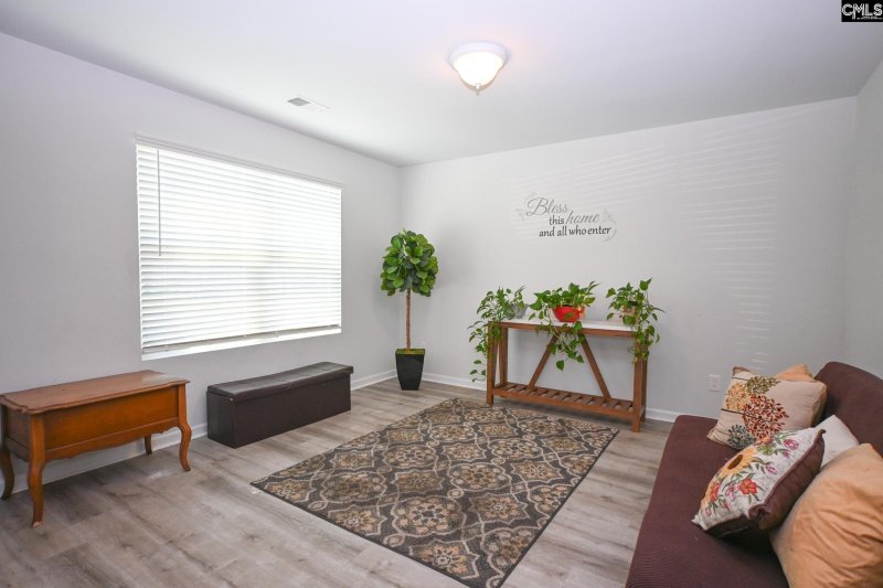 Property image 4 of 926 Tanreall Drive in Bluefield, Lexington, SC 29073