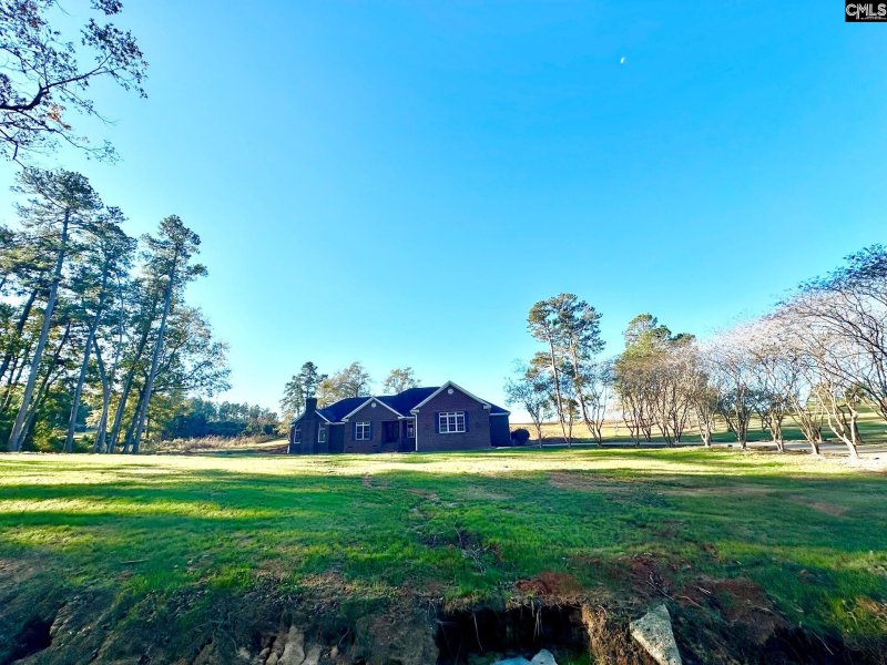 Property image 3 of 55 Longest Drive in Calhoun Country Club, St Matthews, SC 29135