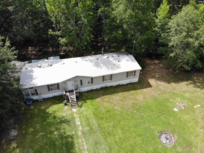 Property image 2 of 285 Churchill Landing Road in Churchill Landings, Prosperity, SC 29127