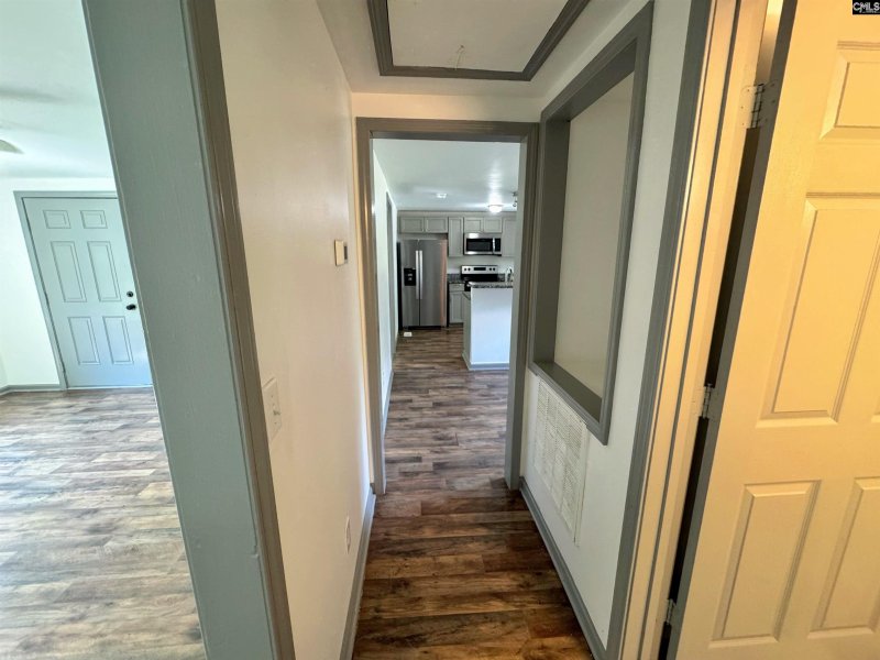 Property image 4 of 7137 Frost Avenue in Denny Terrace, Columbia, SC 29203