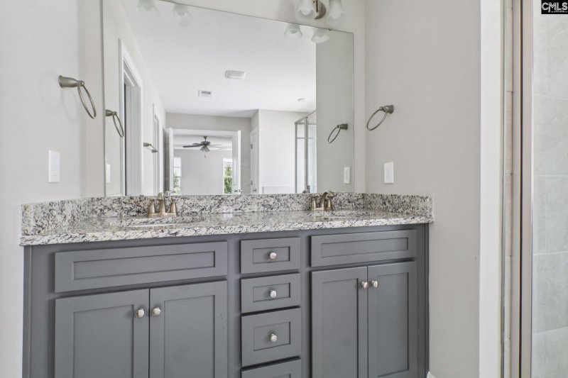 Property image 4 of 336 Stillington Street in Hadleigh Park, Lexington, SC 29072