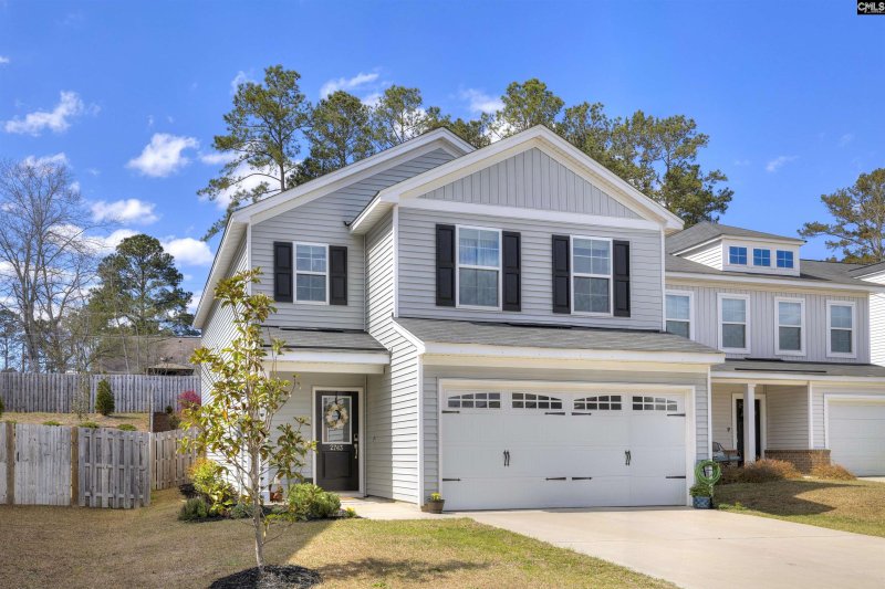 Kings Parish, Columbia Community