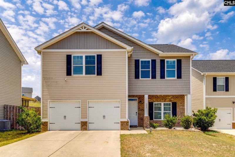 The Summit - Barony Place, Columbia Community