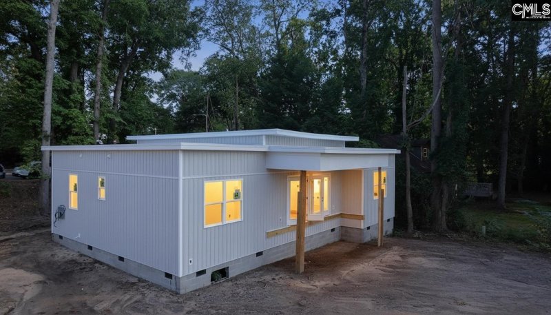 Property image 4 of 2405 Barhamvillie Road in Barhamville, Columbia, SC 29204