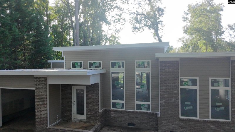 Property image 5 of 2405 Barhamvillie Road in Barhamville, Columbia, SC 29204