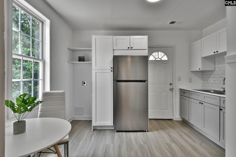 Property image 5 of 2813 Truman Street in Andrew Park, Columbia, SC 29204