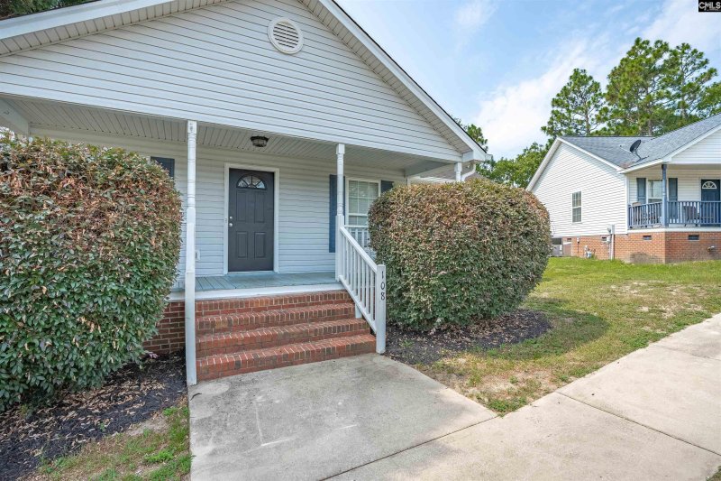 Property image 3 of 108 Tylers Trail in Regency Square, Lexington, SC 29073