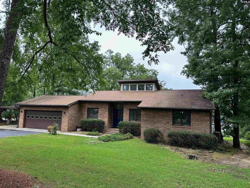 Property image 3 of 447 Edgewater Road in Edgewater Shores, Prosperity, SC 29127