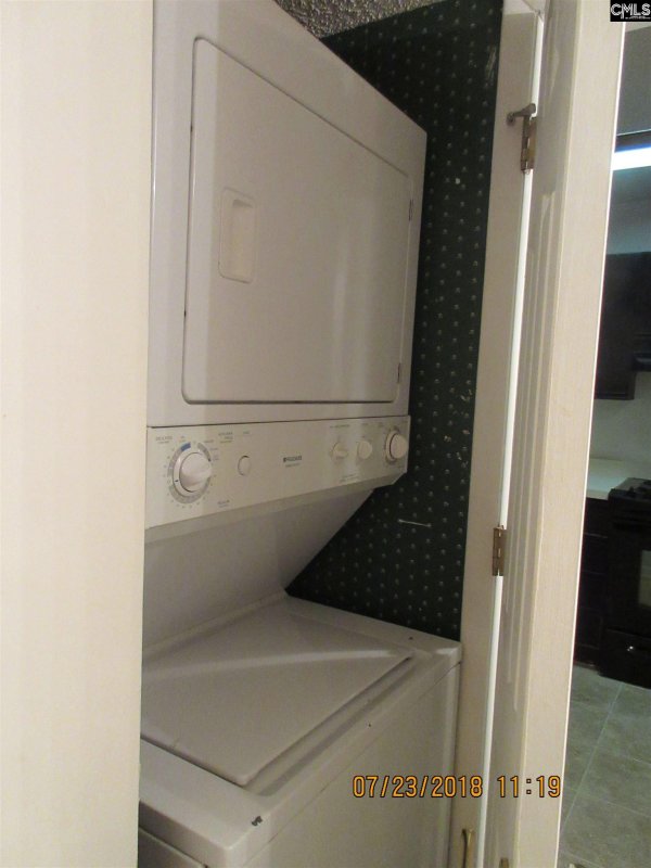 Property image 4 of 1600 Park Circle 204 in Park Circle, Columbia, SC 29201-4123