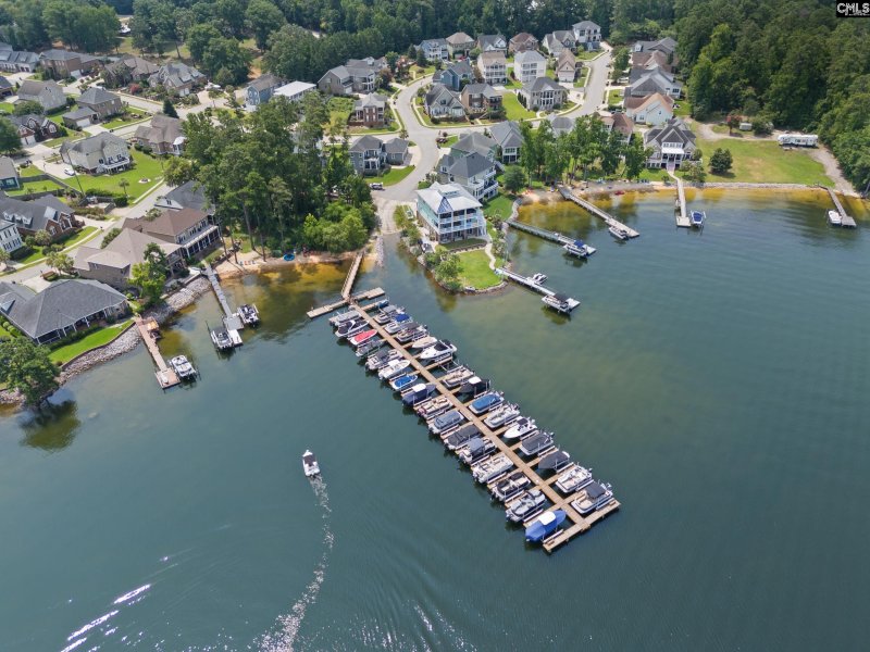 Property image 2 of 232 Cherokee Shores Drive in Cherokee Shores, Lexington, SC 29072