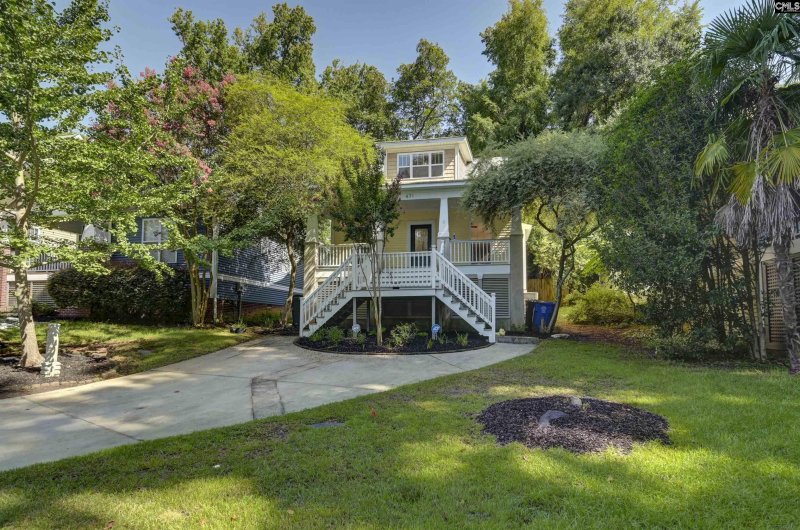 Atrium Park, Columbia Community