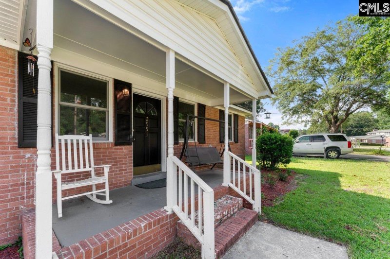 Property image 2 of 2951 Dell Drive in Eastway Park, Columbia, SC 29209