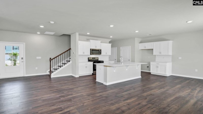 Property image 4 of 172 Livingston Woods Drive in Livingston Woods, Irmo, SC 29063