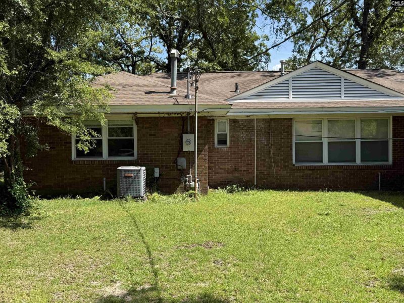 Property image 3 of 1234 Michaelmas Avenue in The Avenues, Cayce, SC 29033-0000