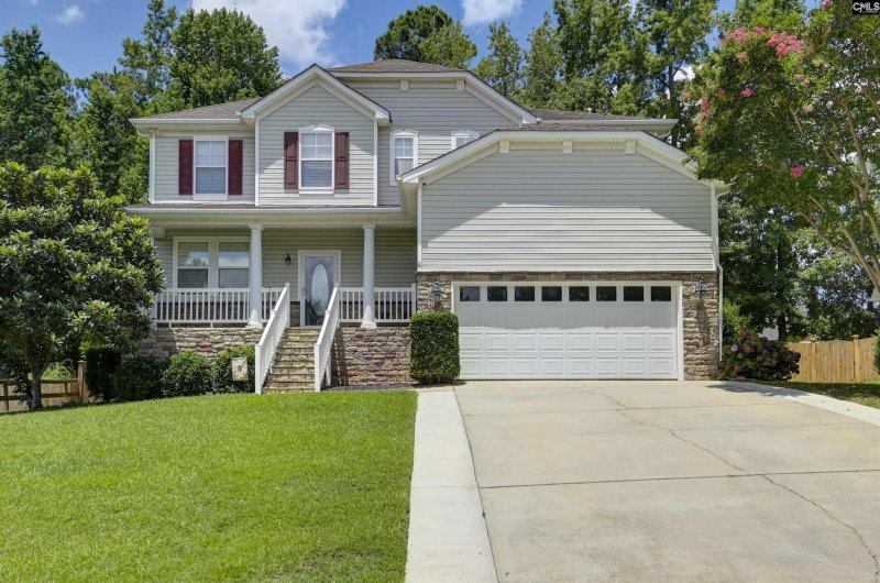 Property image 3 of 420 Plymouth Pass Drive in Settlers Point At Lake Murray, Lexington, SC 29072-6740