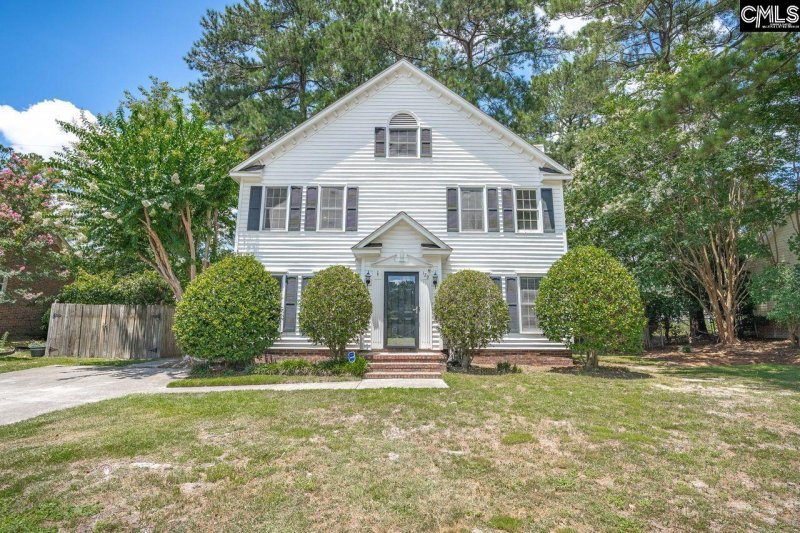 Property image 2 of 129 Great North Road in Spring Valley West, Columbia, SC 29223