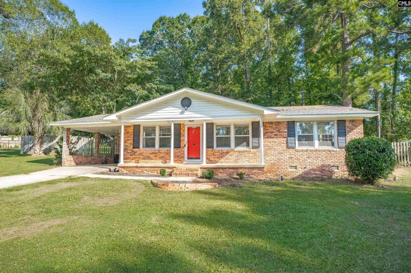 Laurel Heights, Lexington Community