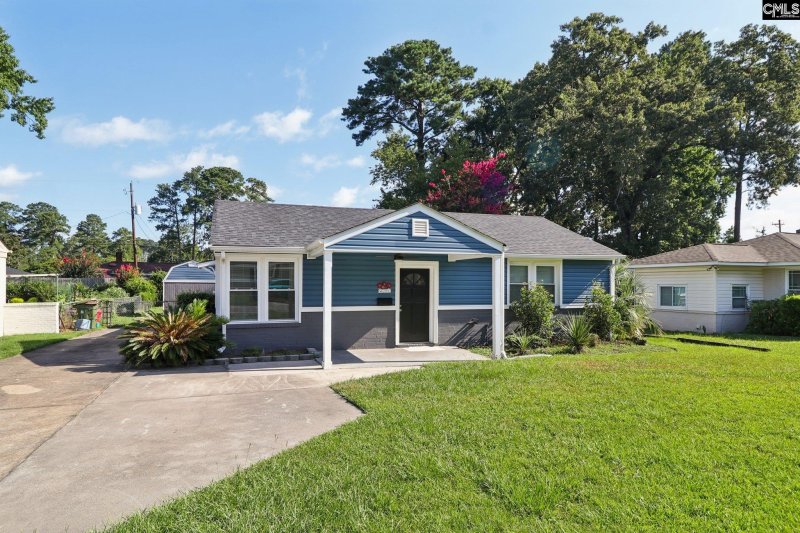 Property image 4 of 712 Karlaney Avenue in The Avenues, Cayce, SC 29033