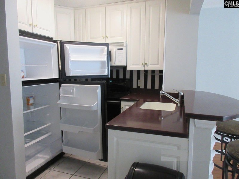 Property image 2 of 1600 Park Circle 409 in Park Circle, Columbia, SC 29201