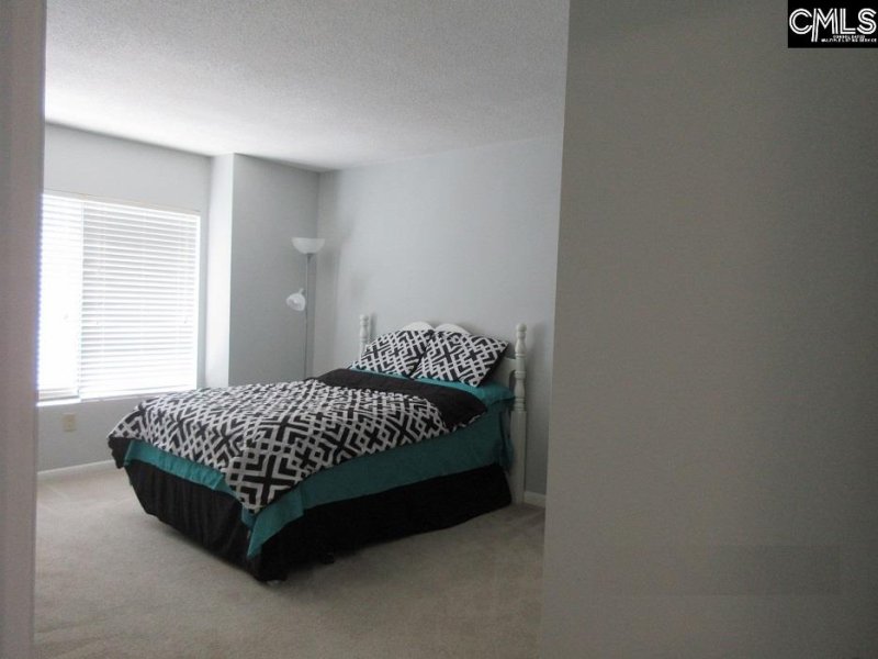 Property image 5 of 1600 Park Circle 409 in Park Circle, Columbia, SC 29201