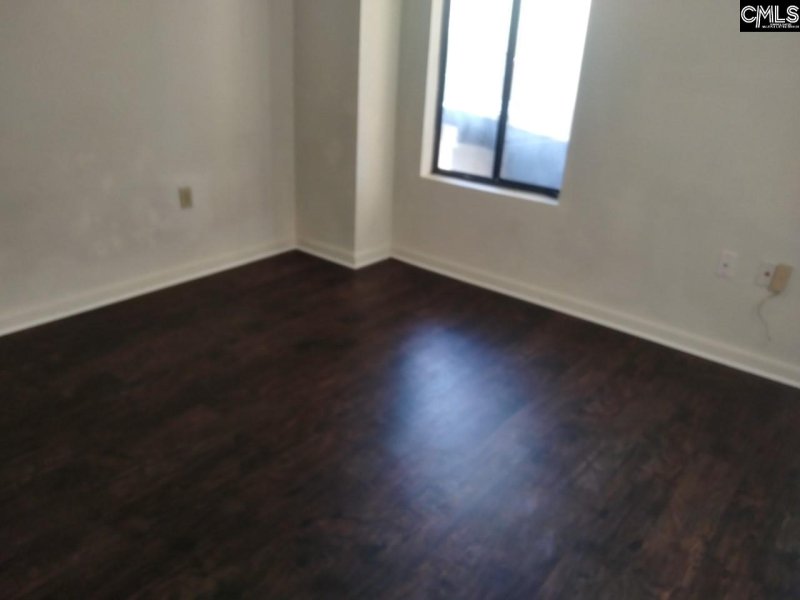 Property image 5 of 1600 Park Circle 604 in Park Circle, Columbia, SC 29201-4104