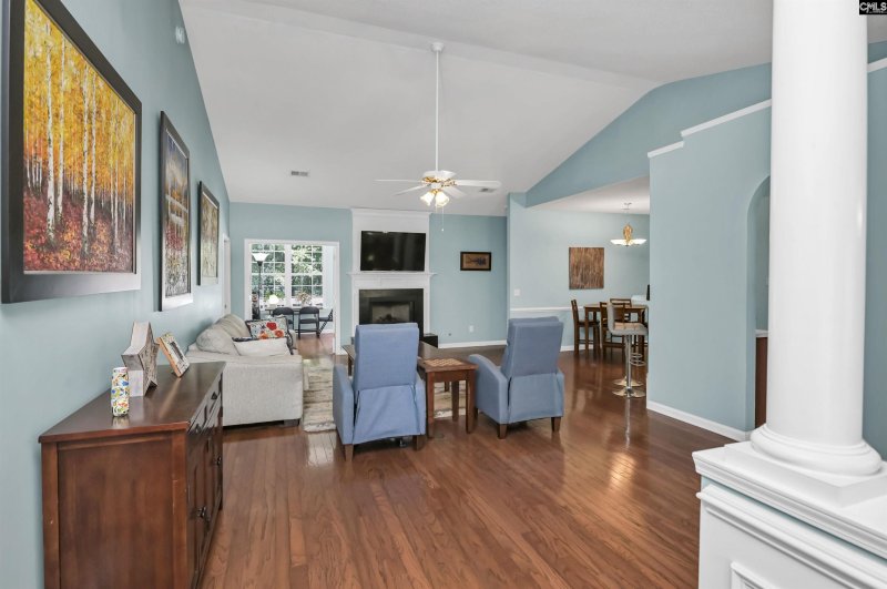 Property image 3 of 217 Hollingshed Creek Blvd in Ashford, Irmo, SC 29063