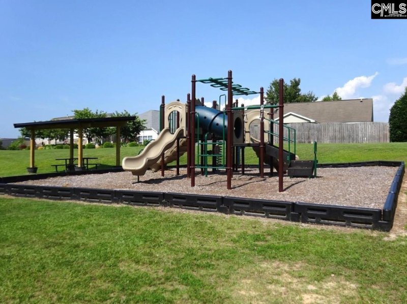 Property image 3 of 656 Braekel Way in Heritage Farm, Lexington, SC 29072