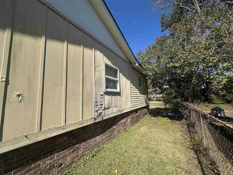 Property image 5 of 4013 Tavineer Drive in Bluff Estates, Columbia, SC 29209