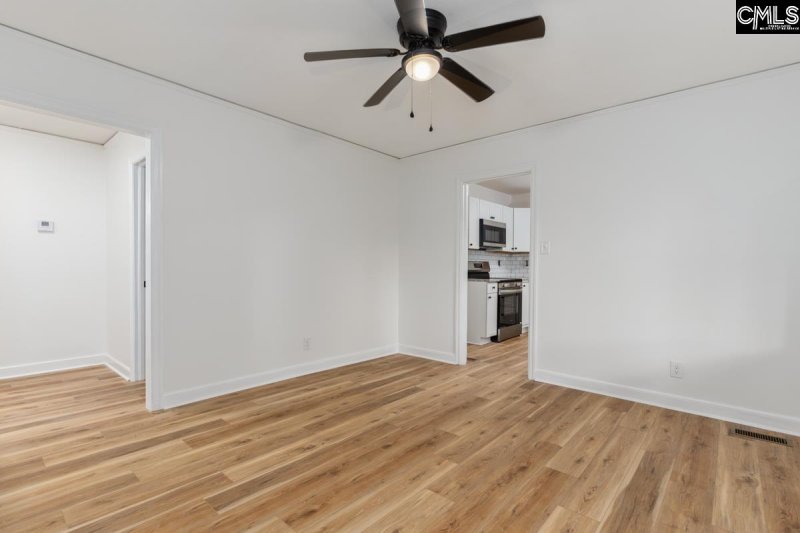 Property image 5 of 109 Dundee Lane in Eau Claire, Columbia, SC 29203