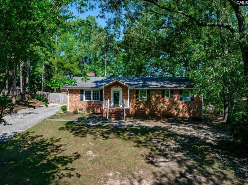 Property image 5 of 113 Delchester Drive in Briarcliffe Estates, Elgin, SC 29045