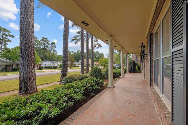 Property image 5 of 1112 Pinecroft Drive in Shadblow, West Columbia, SC 29170-0000