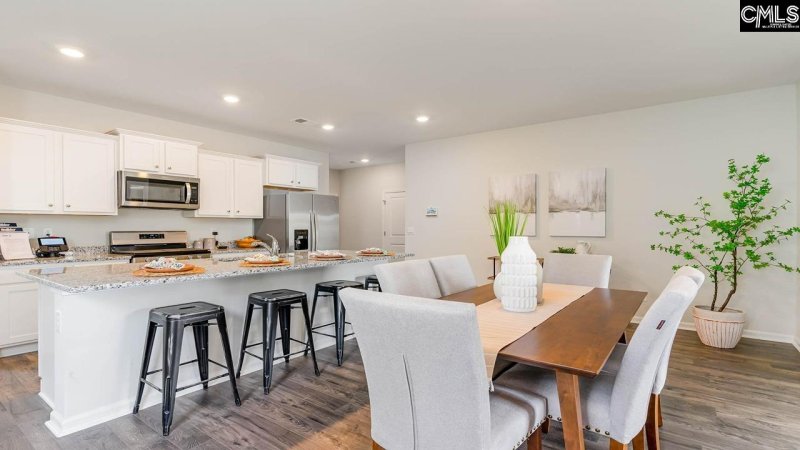 Property image 5 of 199 Livingston Woods Drive in Livingston Woods, Irmo, SC 29063