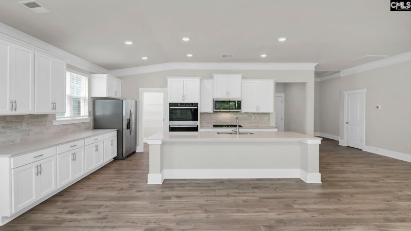 Property image 4 of 227 Livingston Woods Drive in Livingston Woods, Irmo, SC 29063