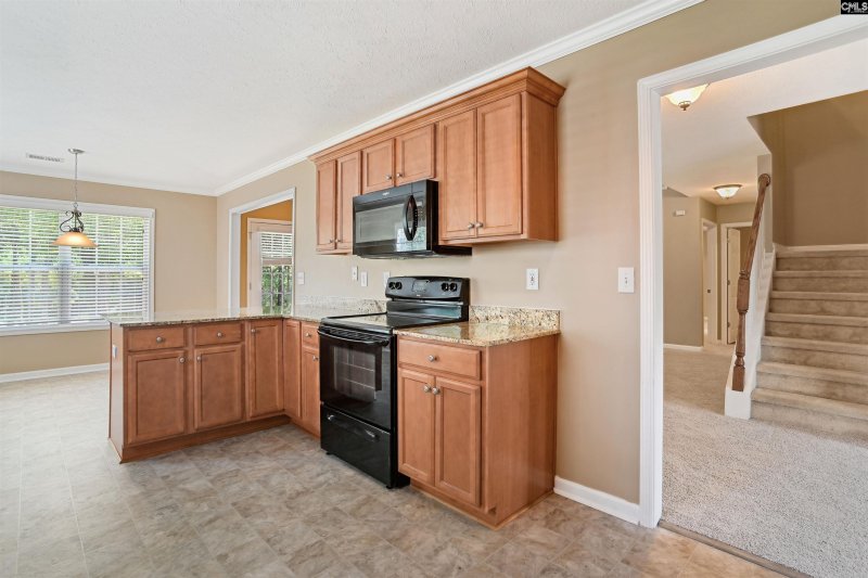 Property image 3 of 325 Nichols Branch Lane in Preserve At Rolling Creek, Irmo, SC 29063