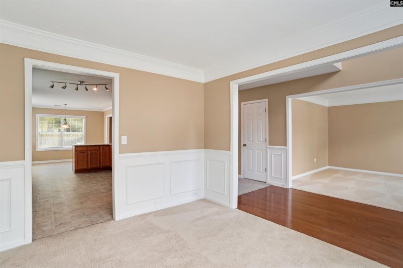 Property image 5 of 325 Nichols Branch Lane in Preserve At Rolling Creek, Irmo, SC 29063