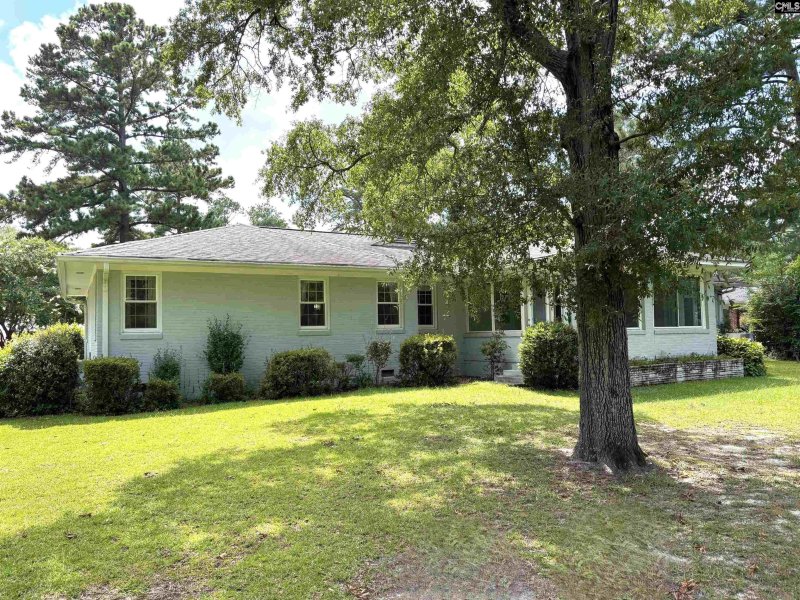 Property image 4 of 1400 Dearborn Road in Forest Hills, Columbia, SC 29204