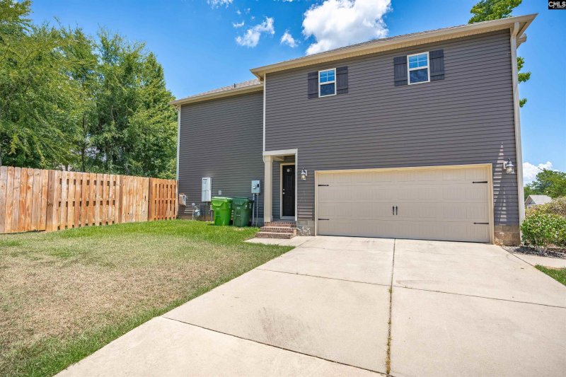 Property image 4 of 138 Sunsation Drive in Hidden Cove, Chapin, SC 29036