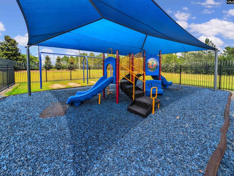 Property image 5 of 816 Ingamma Court in Summer Knoll, Lexington, SC 29073