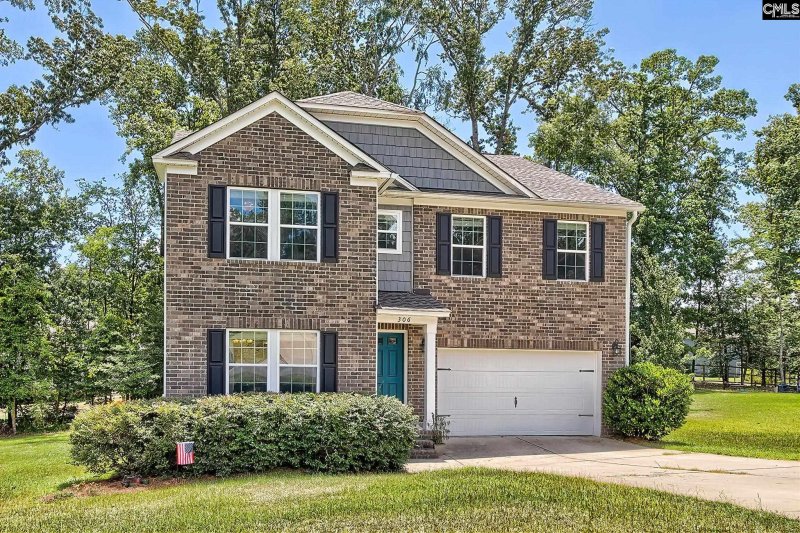 Property image 2 of 306 Dolly Horn Lane in Hidden Cove, Chapin, SC 29036-6006