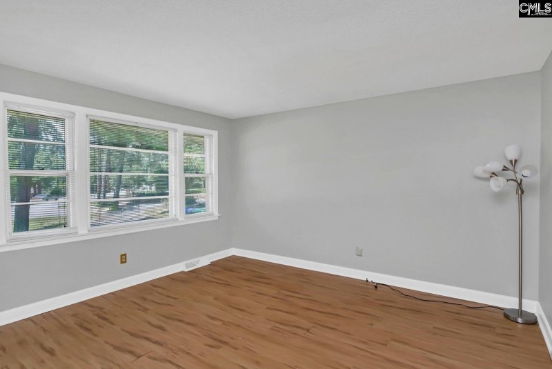 Property image 2 of 3500 Beverly Drive in Heyward Heights, Columbia, SC 29204