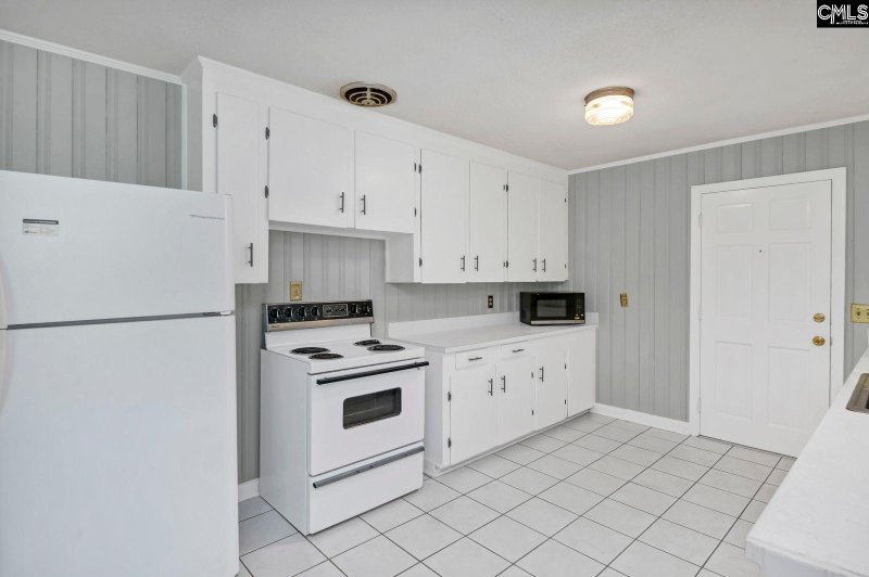 Property image 4 of 3500 Beverly Drive in Heyward Heights, Columbia, SC 29204