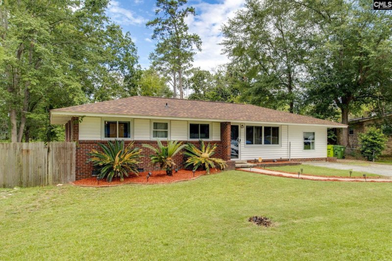 Property image 2 of 1729 Fairlamb Avenue in Woodfield Park, Columbia, SC 29223