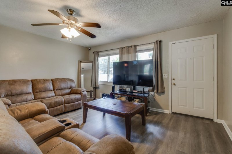 Property image 5 of 1729 Fairlamb Avenue in Woodfield Park, Columbia, SC 29223