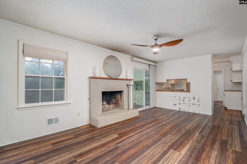Property image 5 of 137 Finsbury Road in Coatesworth, Columbia, SC 29212