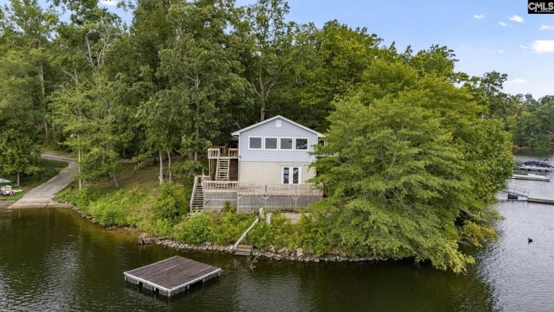 1706 Gold Nugget Point