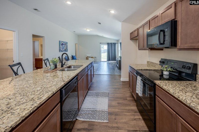 Property image 5 of 128 Hemphill Road in Persimmon Grove, Lexington, SC 29072