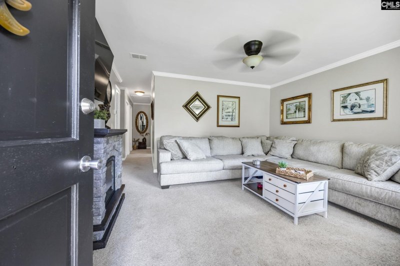 Property image 4 of 1418 Lexington Street in Broad Acres, Cayce, SC 29033