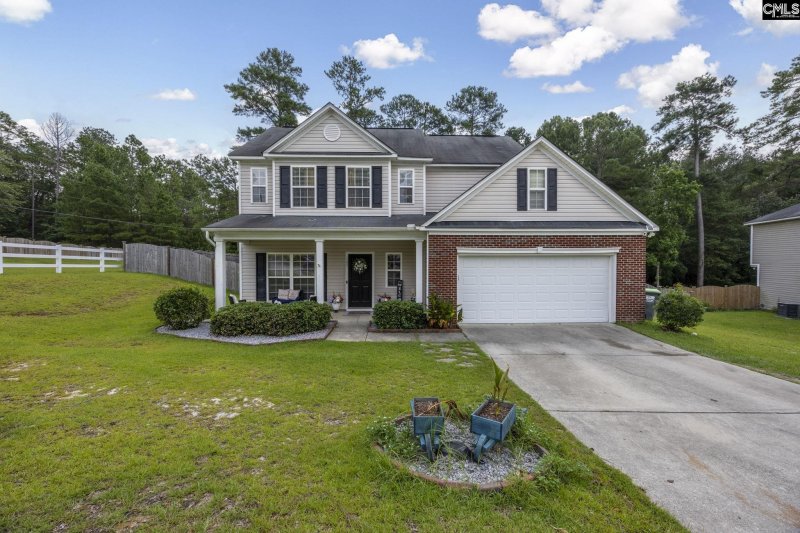 Property image 3 of 103 Stanley Court in Baneberry Place, Lexington, SC 29073