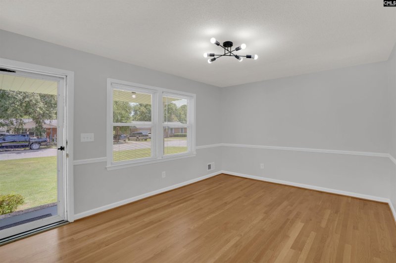 Property image 4 of 1730 Wadsworth Drive in Glenwood, Cayce, SC 29033